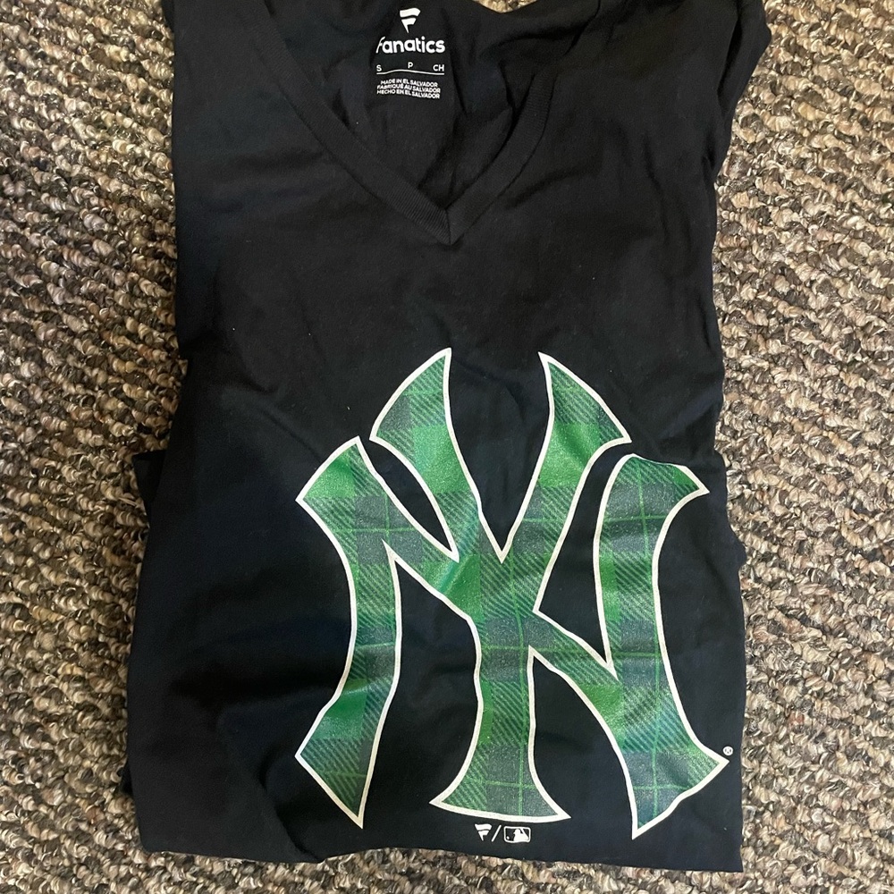 Fanatics Black T-Shirt with Green Logo